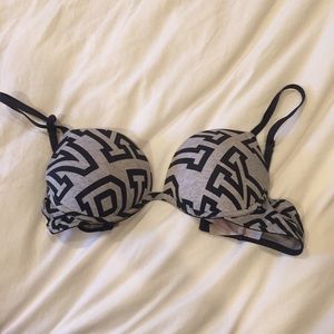 PINK VS Gray 32C Push Up Bra